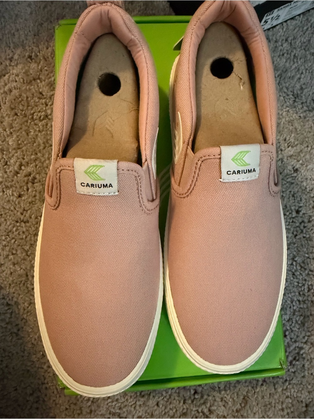Cariuma Slip-On Canvas Sneakers - Dusty Rose